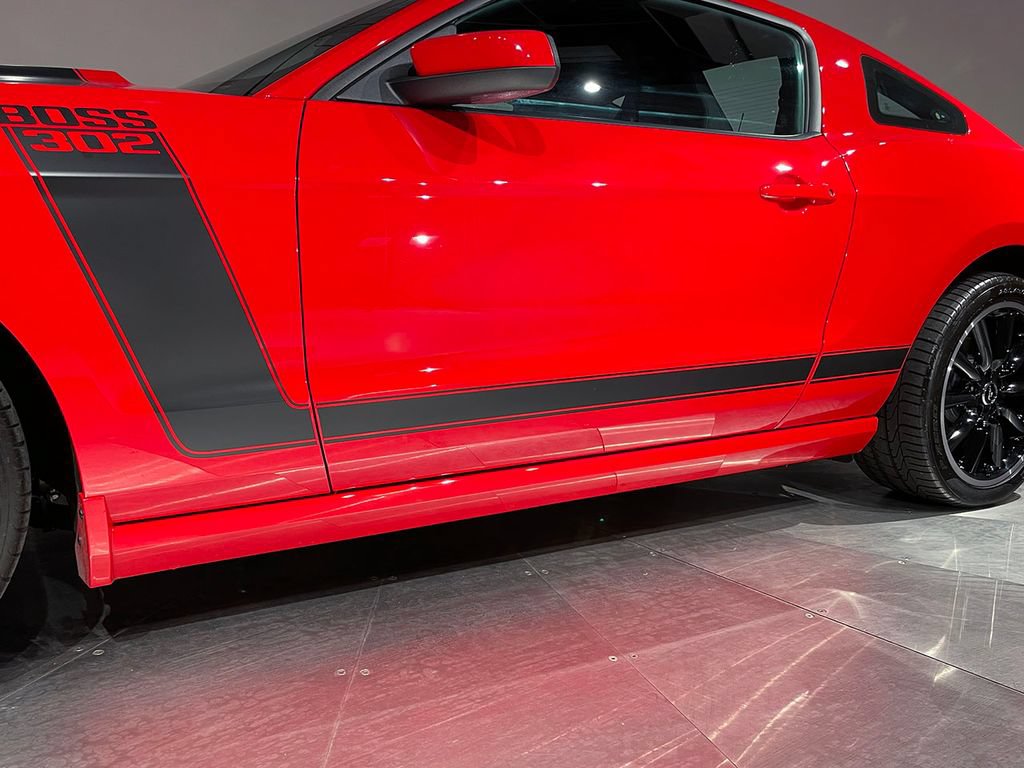 Used 2013 Ford Mustang Boss 302 w/ Boss 302 Accessory Pkg RWD image 14