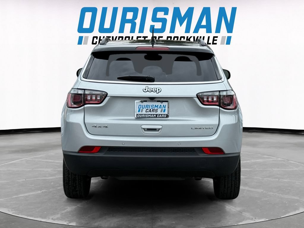 Used 2025 Jeep Compass Limited AWD/4WD image 5