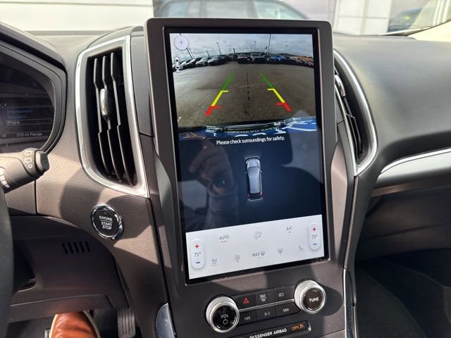 Used 2022 Ford Edge Titanium w/ Equipment Group 301A image 14
