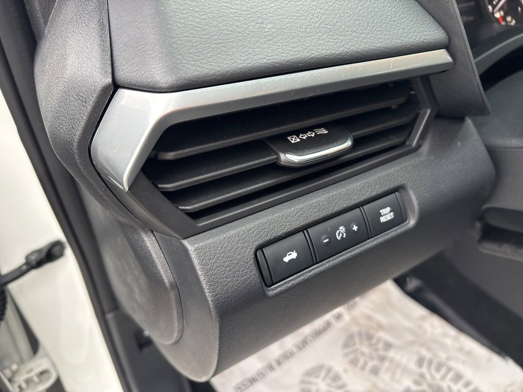 Used 2022 Nissan Altima 2.5 SV image 22