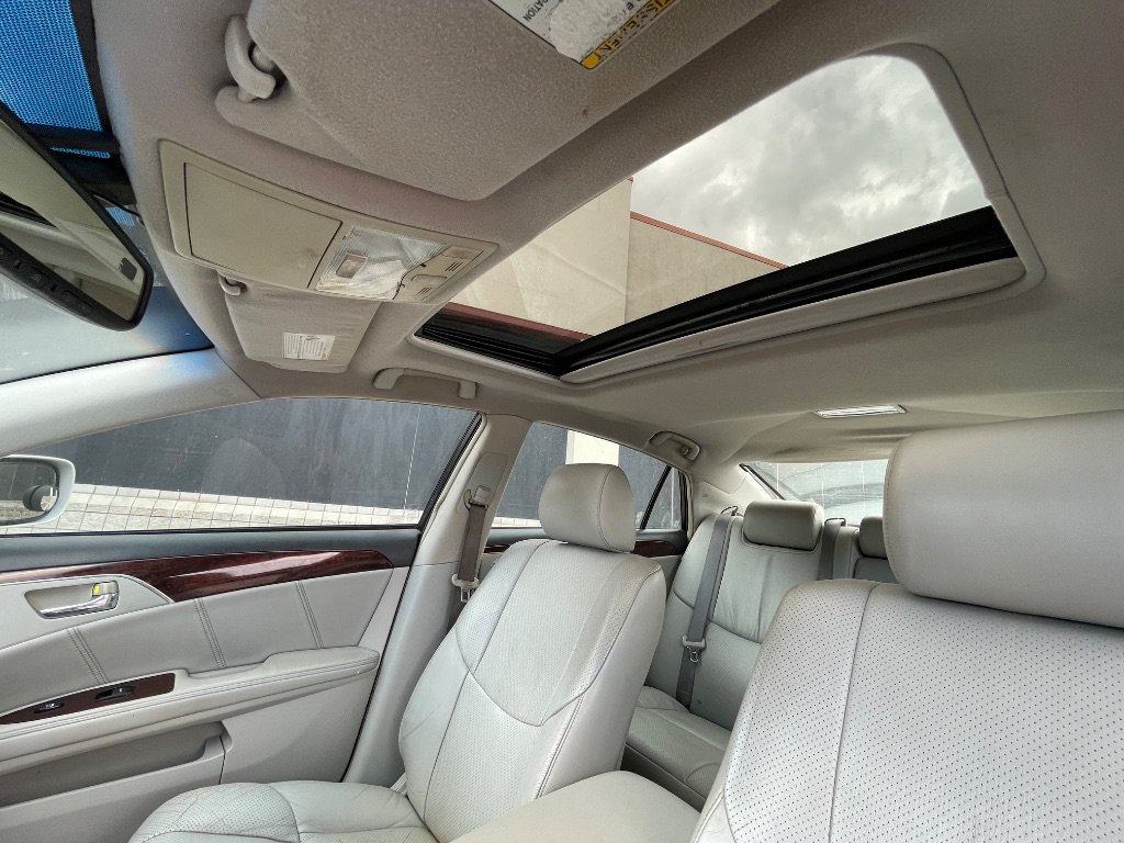 Used 2008 Toyota Avalon Limited FWD image 46
