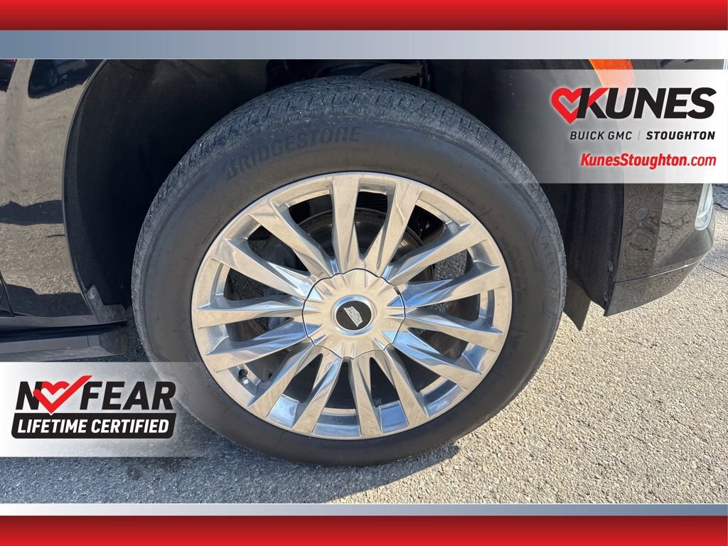 Used 2023 Cadillac Escalade Premium Luxury w/ Touring Package AWD/4WD image 15
