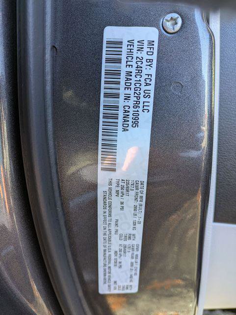 Certified 2023 Chrysler Voyager LX image 31