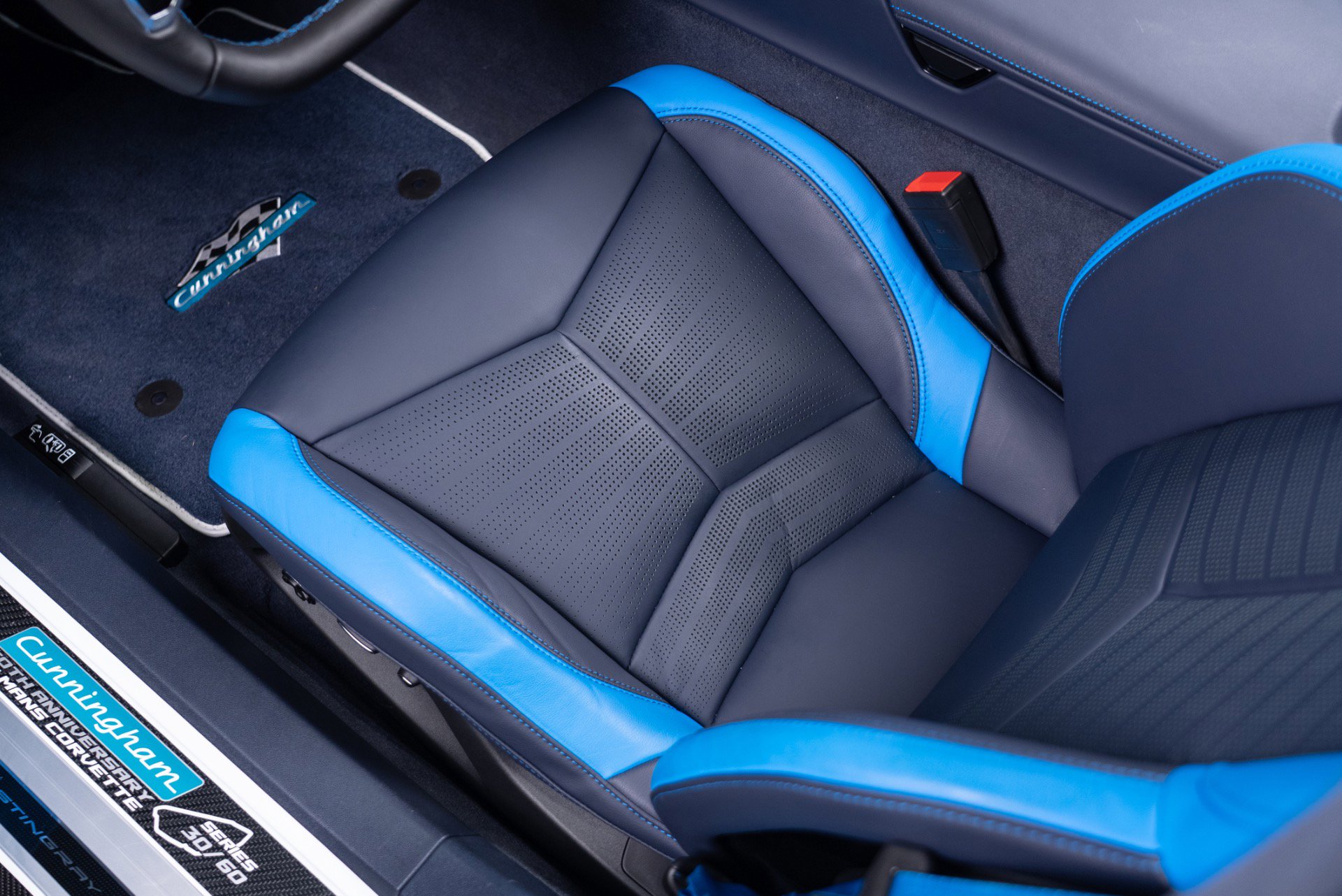 Used 2022 Chevrolet Corvette Stingray Premium Cpe w/ Z51 Performance Package image 63