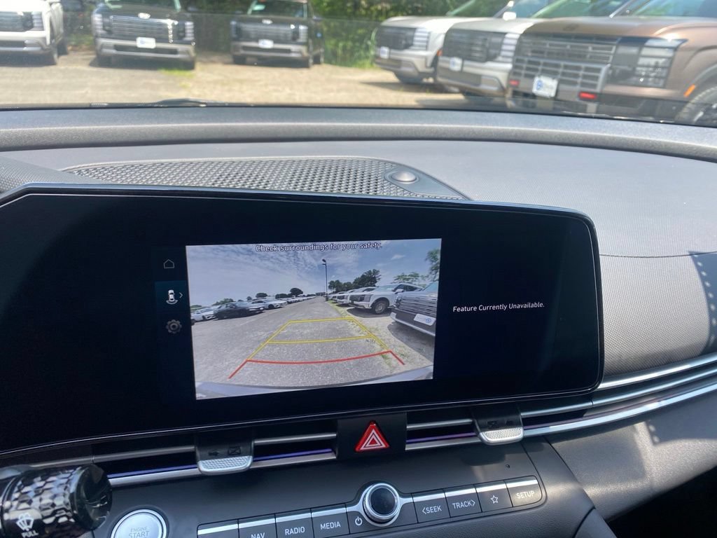 New 2026 Hyundai Elantra Limited FWD image 11