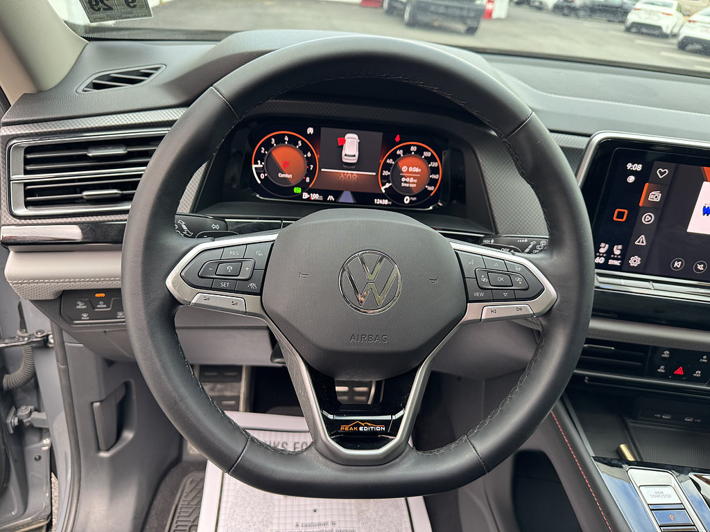 Used 2024 Volkswagen Atlas Peak Edition SE AWD/4WD image 15