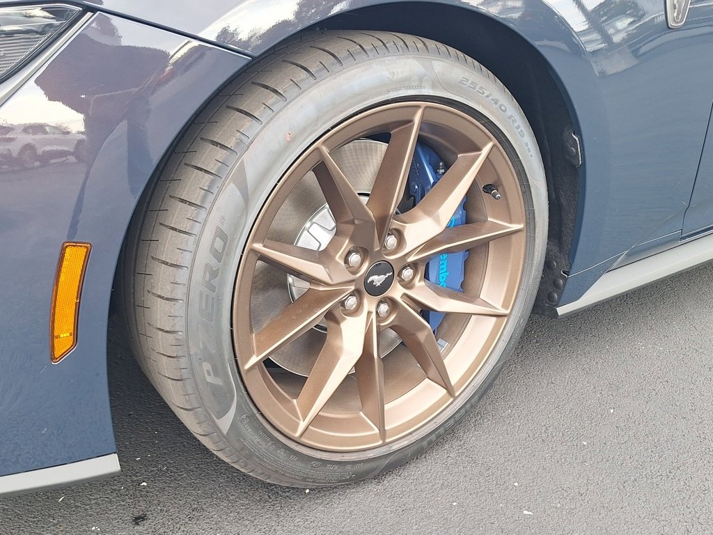 New 2025 Ford Mustang Dark Horse image 28