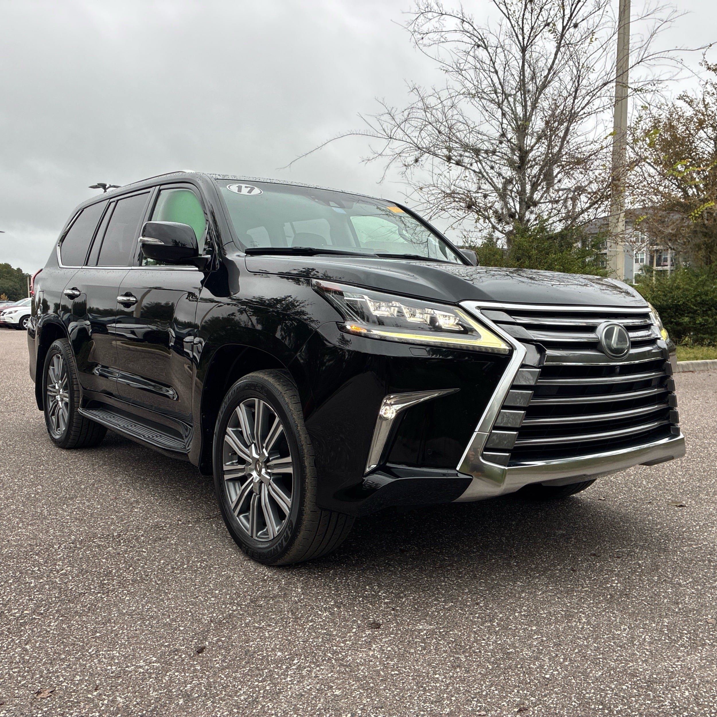 Used 2017 Lexus LX 570 4WD w/ Luxury Package image 14