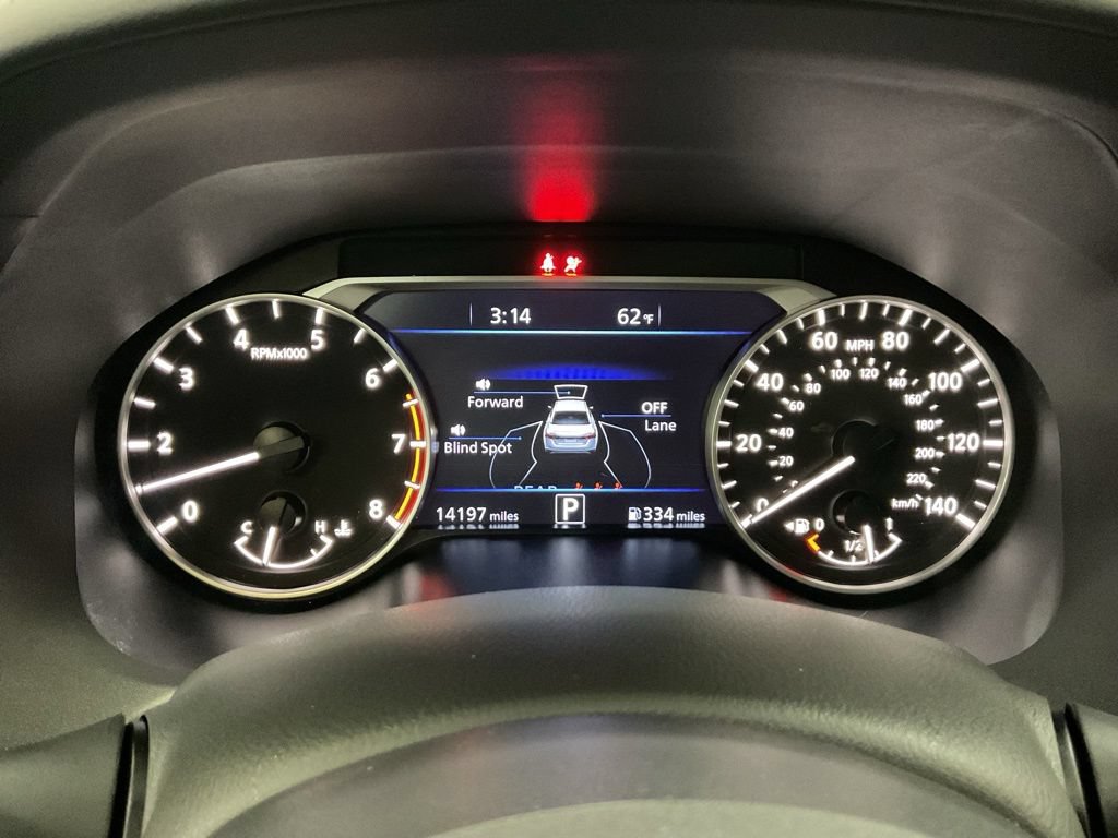 Used 2023 Nissan Altima 2.5 SV w/ SV Premium Package AWD/4WD image 13