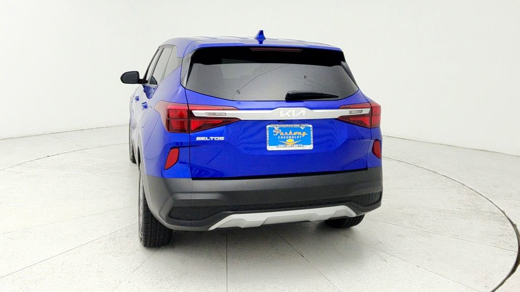 Used 2023 Kia Seltos LX image 5
