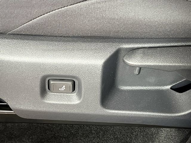 New 2025 Toyota Tacoma SR5 image 12