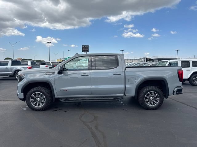 Used 2024 GMC Sierra 1500 AT4 w/ Technology Package AWD/4WD image 6