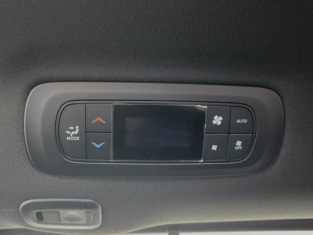 New 2026 Chrysler Pacifica Limited w/ S Appearance Package image 27