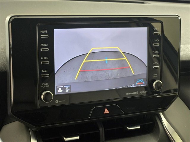 Used 2022 Toyota Venza LE image 30