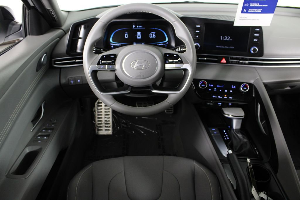 Certified 2026 Hyundai Elantra Sport FWD image 8