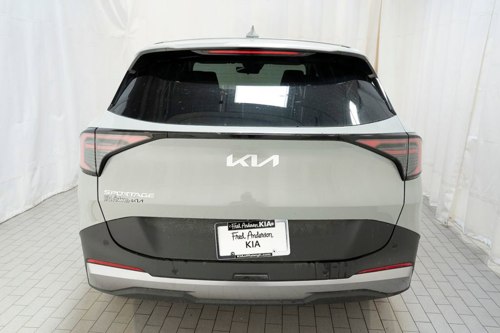 New 2026 Kia Sportage EX FWD image 5