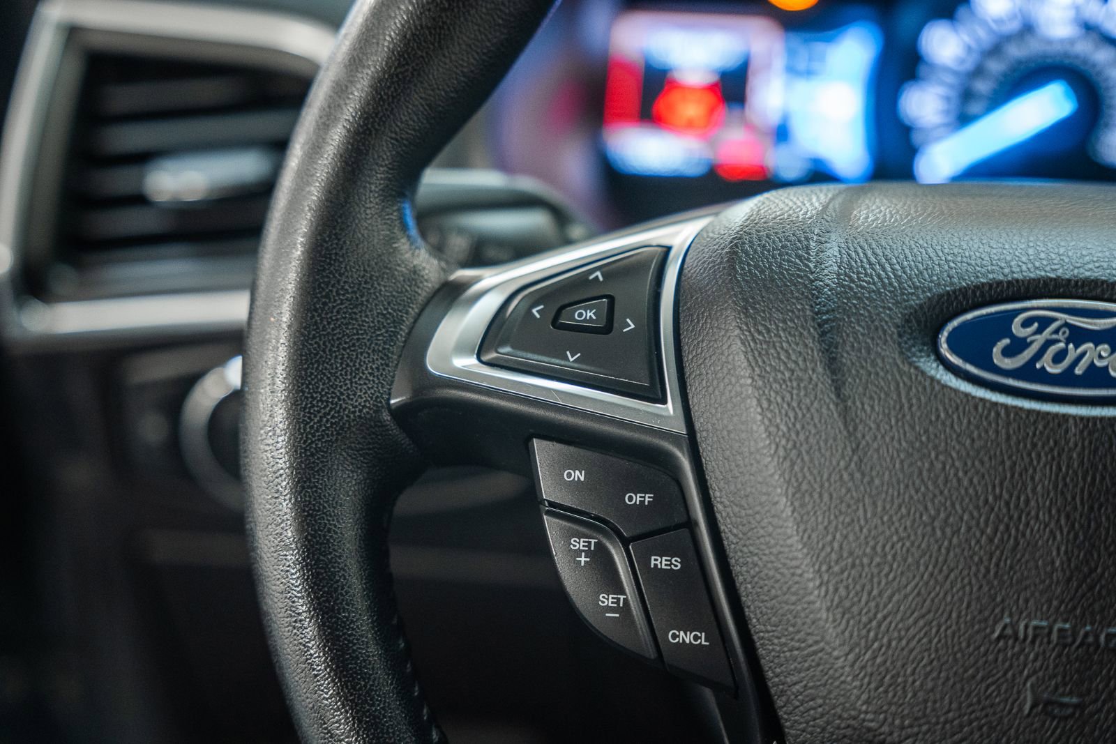 Certified 2022 Ford Edge Titanium image 39