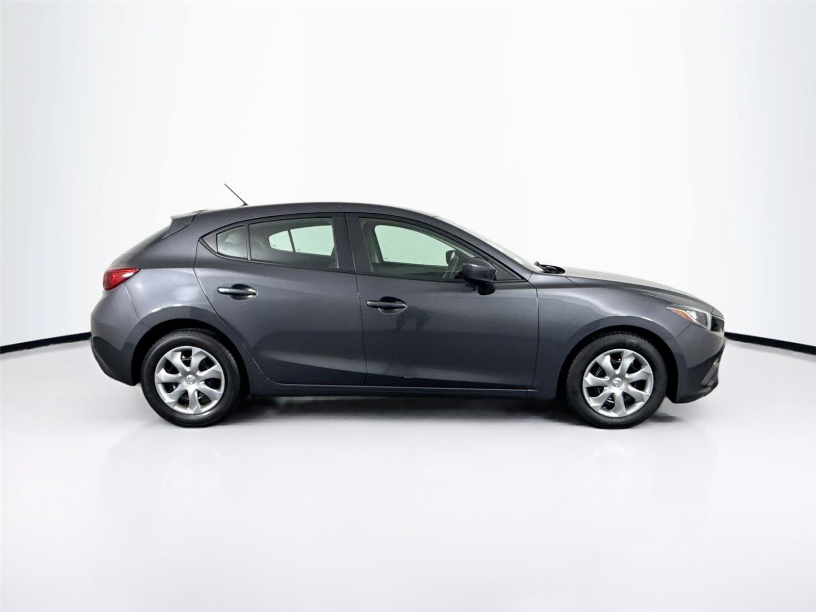 Used 2015 MAZDA MAZDA3 i Sport FWD image 9