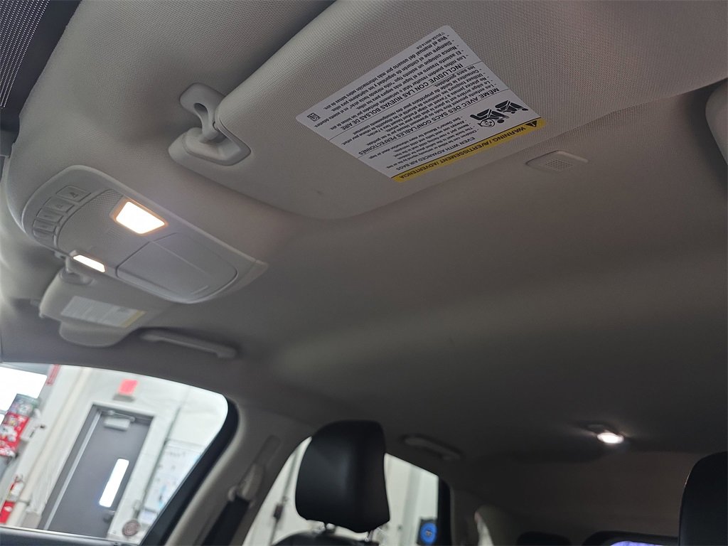 Used 2024 Ford Edge SEL image 29