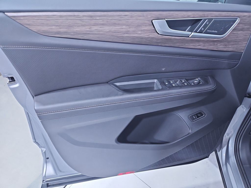 New 2026 Volkswagen Atlas SEL Premium R-Line image 10