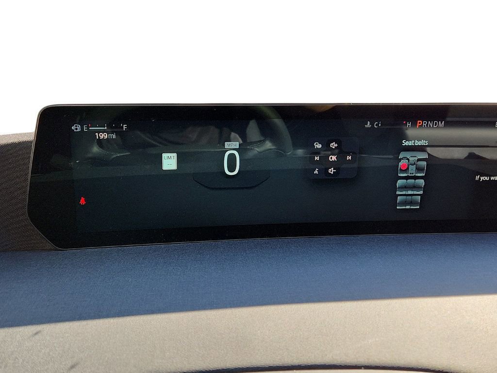 Used 2025 Ford Expedition Active image 23