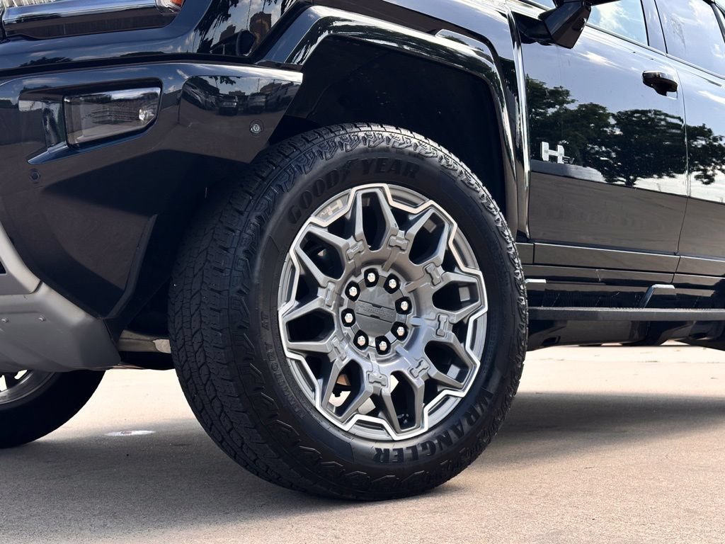 Used 2025 GMC Hummer EV 3X AWD/4WD image 7
