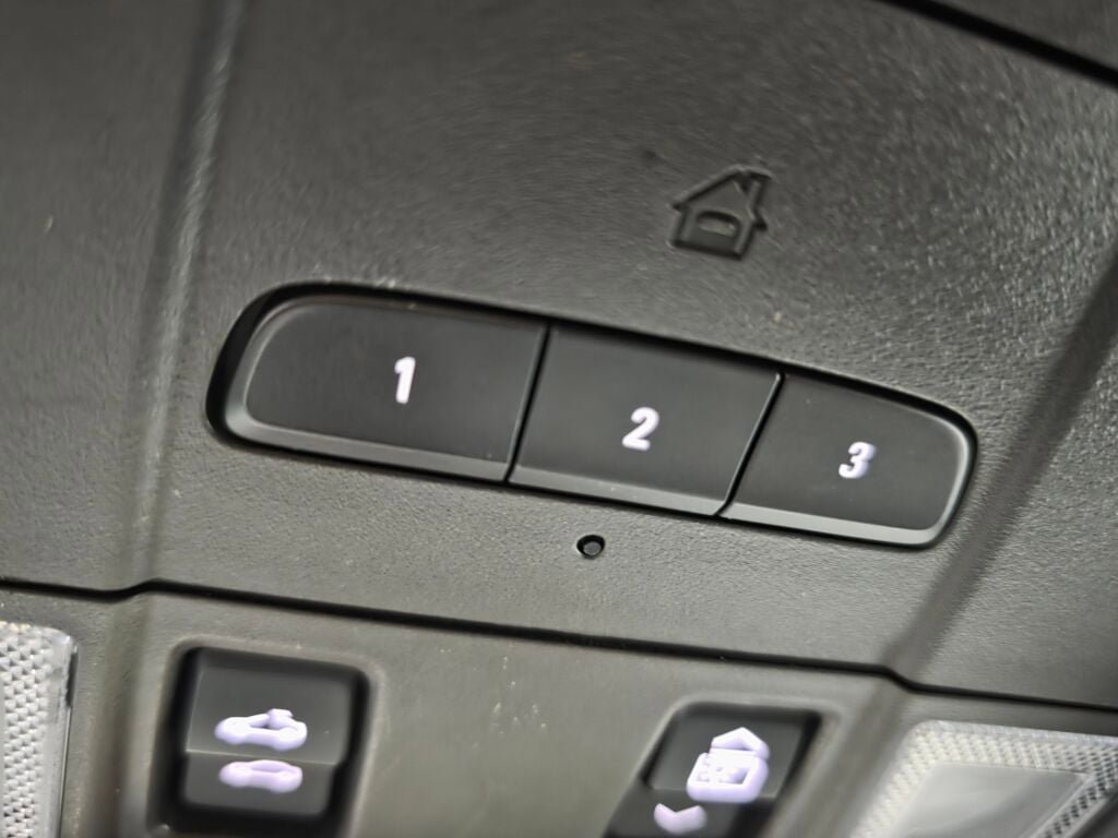 Used 2021 Chevrolet Blazer RS AWD/4WD image 20