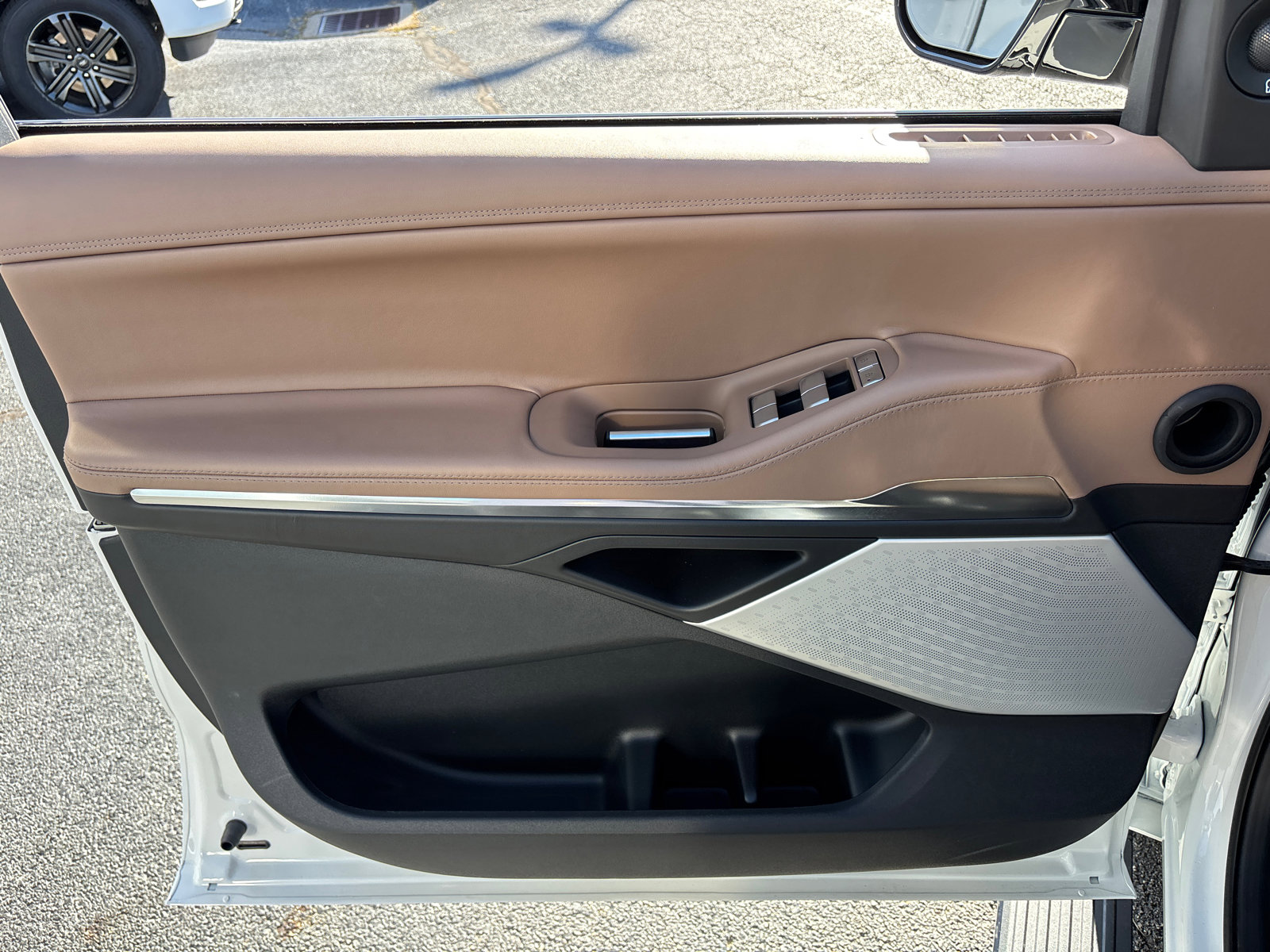 New 2025 Lincoln Navigator L Black Label image 11