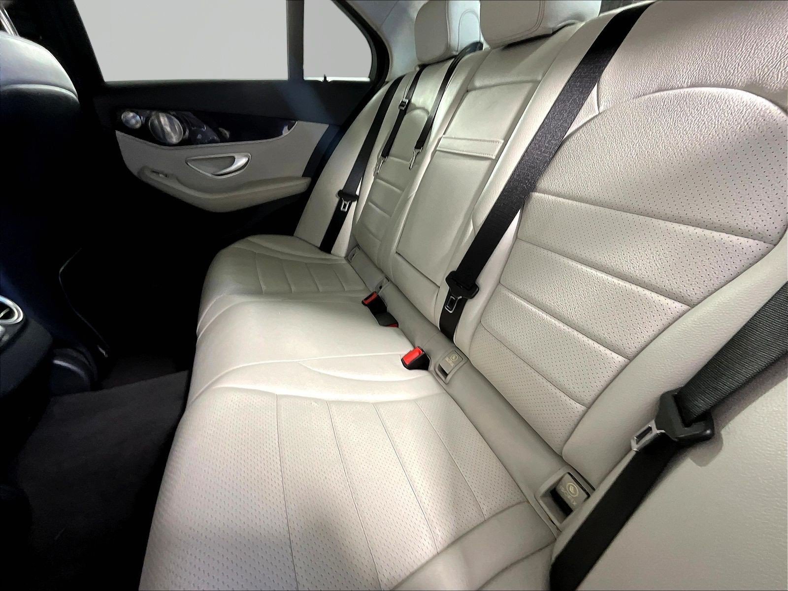 Used 2018 Mercedes-Benz C 300 4MATIC Sedan image 19