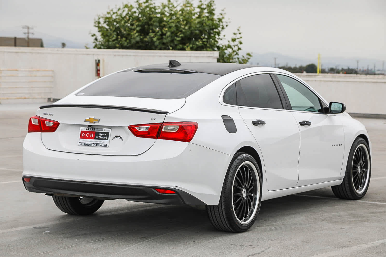 Used 2018 Chevrolet Malibu LT FWD image 5