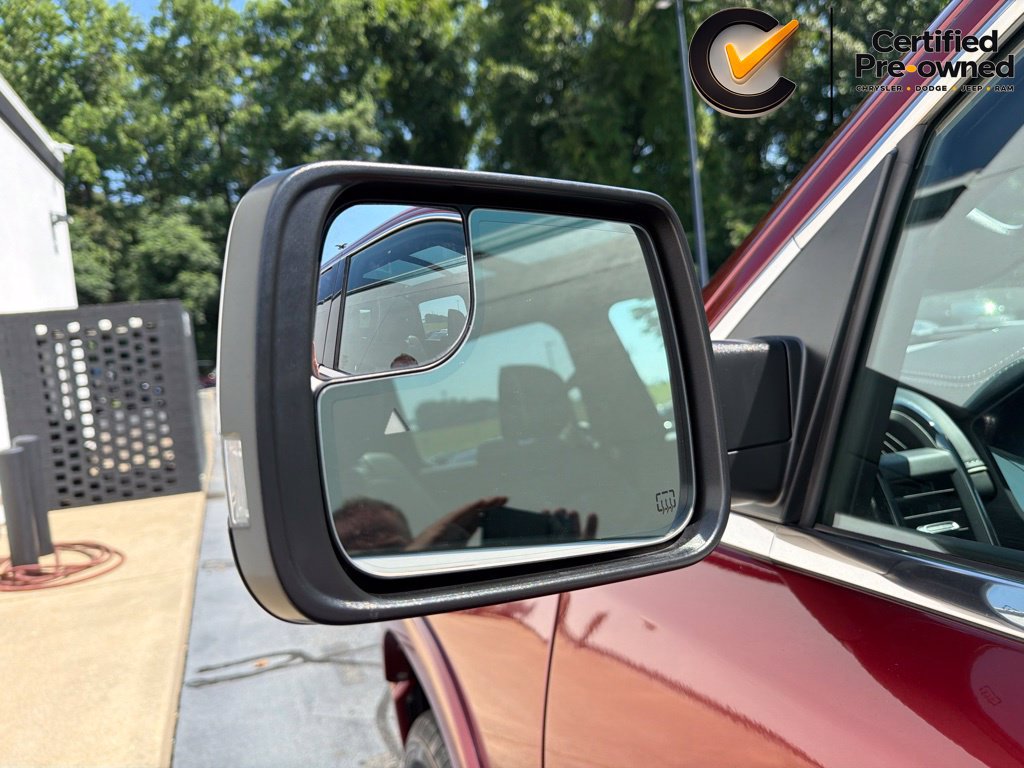 Used 2023 RAM 1500 Limited w/ Body Color Bumper Group AWD/4WD image 23