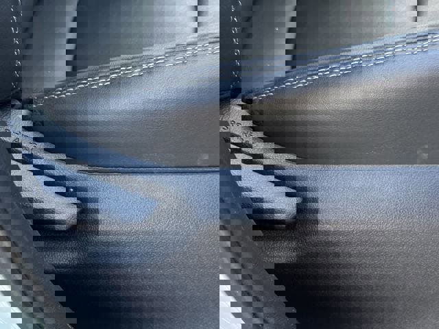 Used 2021 Toyota RAV4 XLE Premium image 31