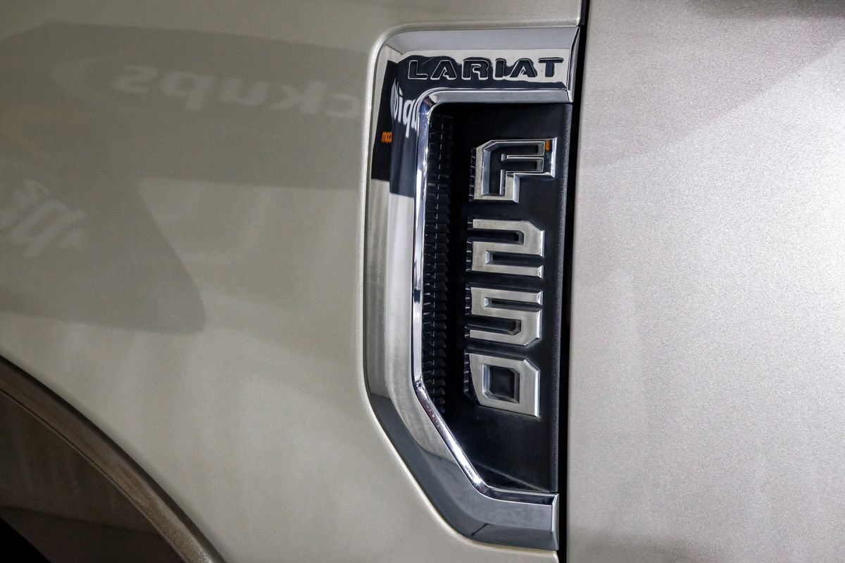 Used 2017 Ford F250 Lariat w/ Chrome Package image 43