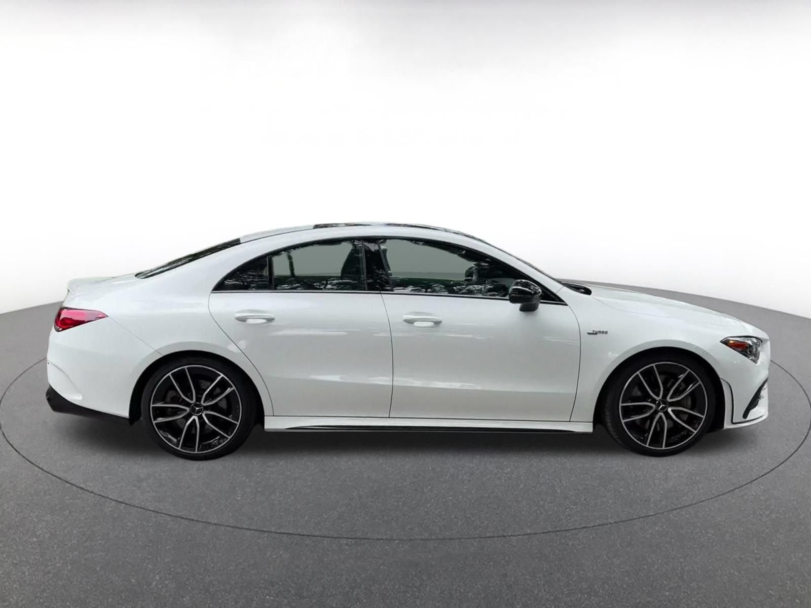 Used 2022 Mercedes-Benz CLA 35 AMG 4MATIC image 16