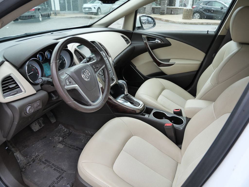 Used 2015 Buick Verano Convenience image 29