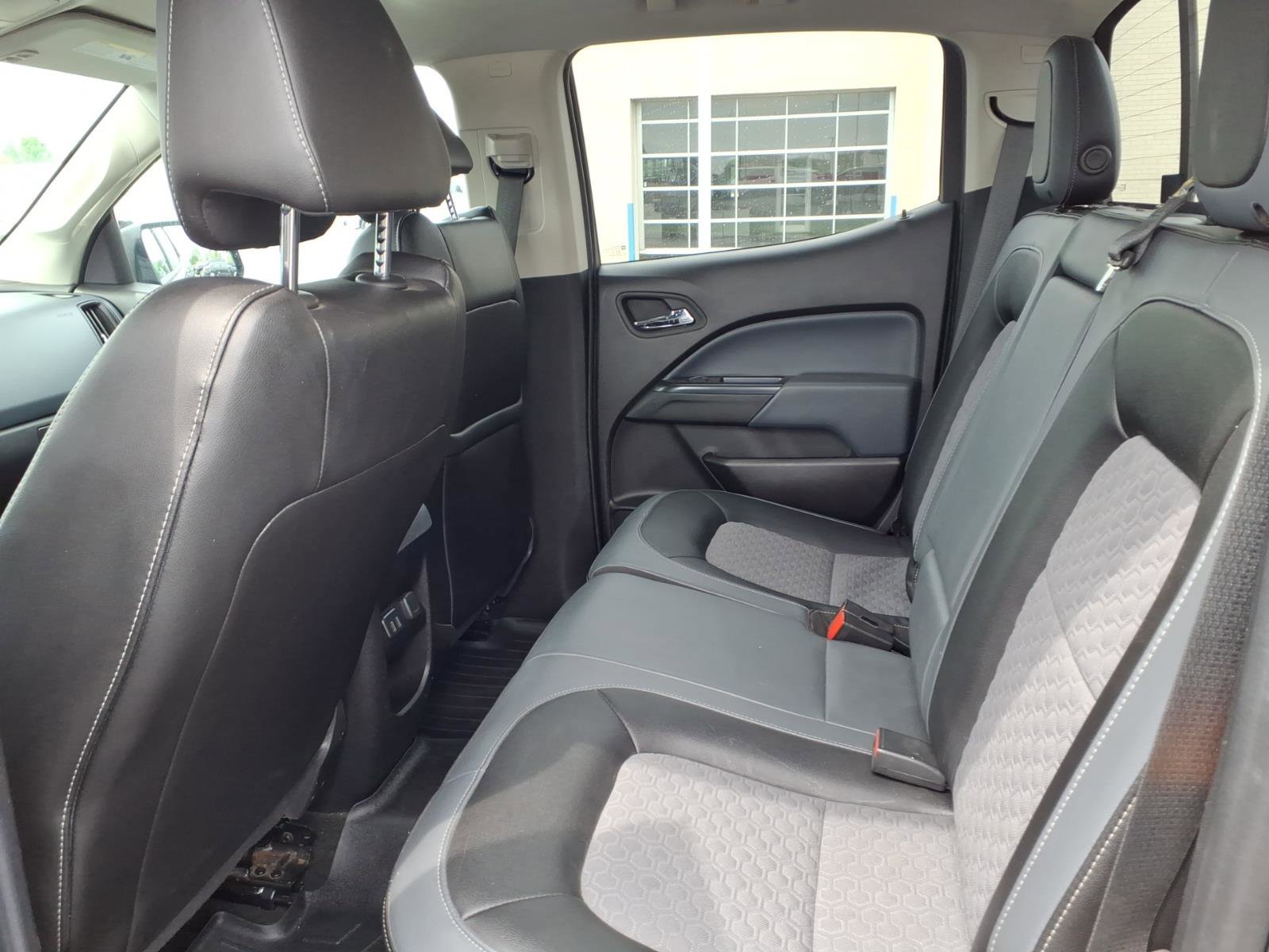 Used 2016 Chevrolet Colorado Z71 AWD/4WD image 24