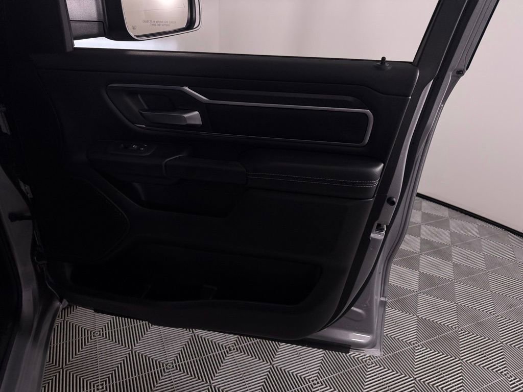 Used 2025 RAM 1500 Big Horn image 33