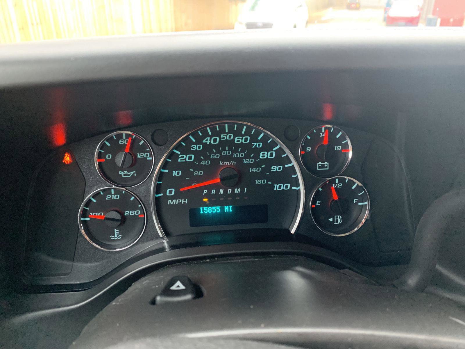 Used 2024 Chevrolet Express 2500 w/ Driver Convenience Package image 15