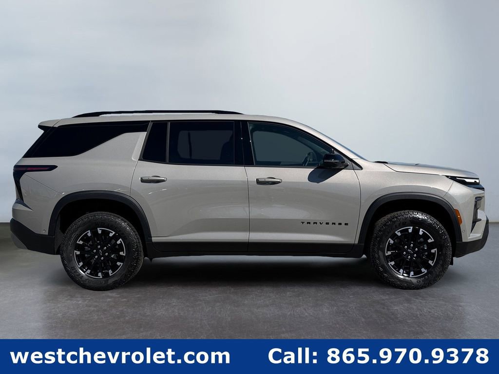 New 2026 Chevrolet Traverse Z71 w/ Enhanced Driving Package image 2