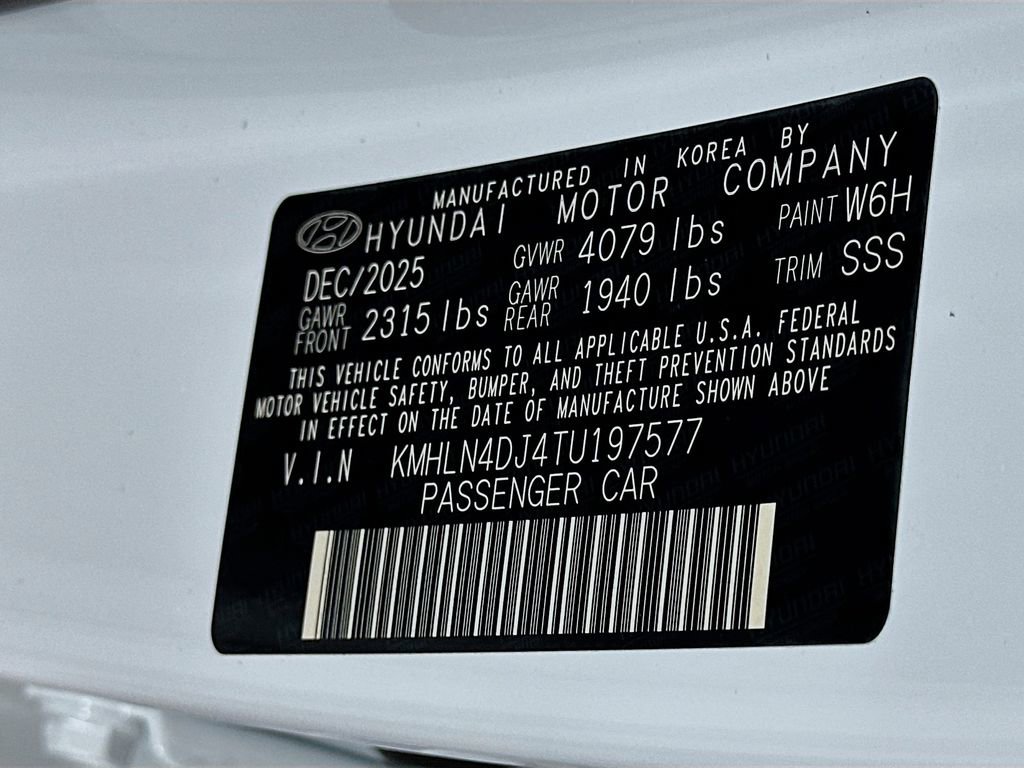 New 2026 Hyundai Elantra Limited image 23