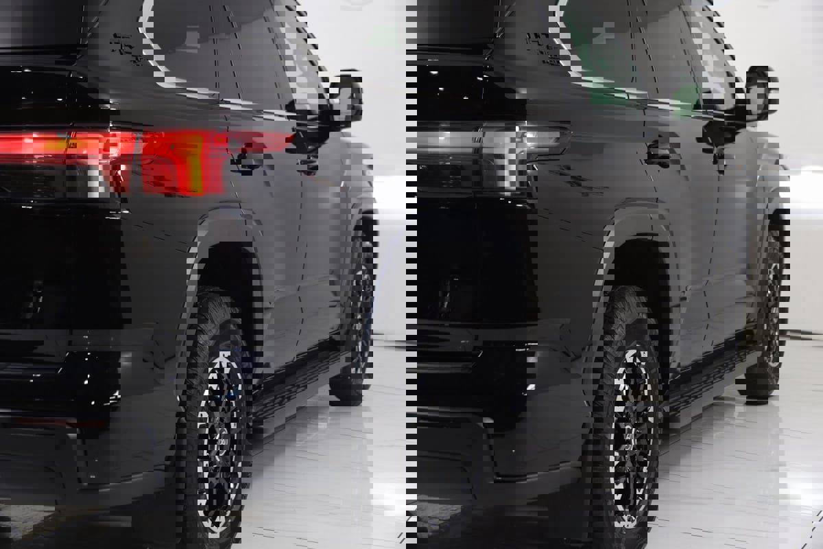 Used 2024 Toyota Sequoia Limited image 60