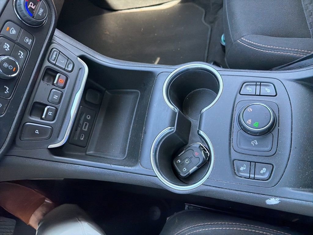 Used 2018 GMC Terrain SLE w/ Driver Convenience Package image 16