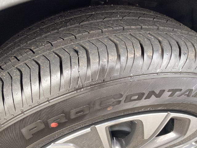 Used 2024 Buick Envision Preferred AWD/4WD image 25