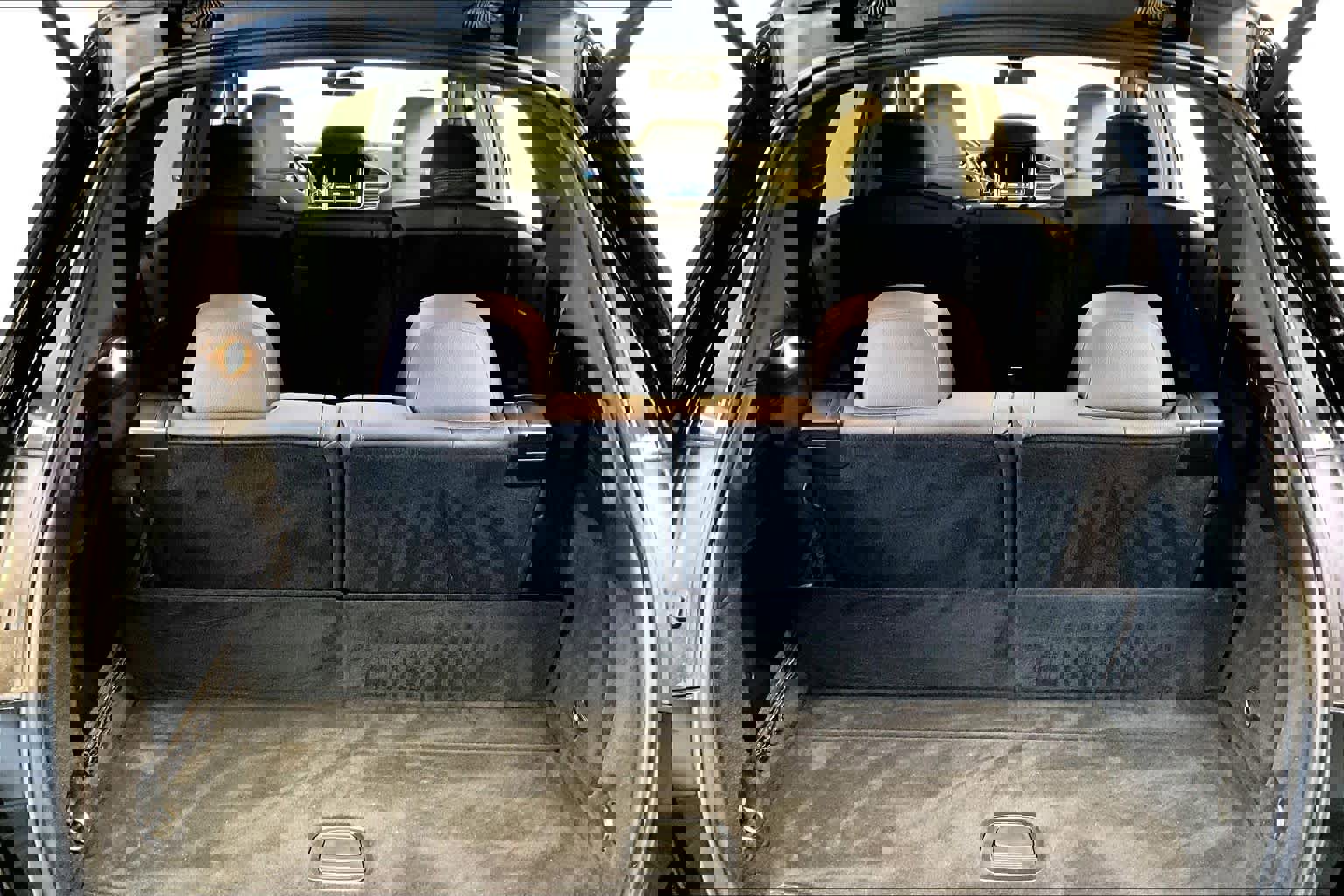 Used 2023 Mercedes-Benz GLE 350 4MATIC image 35