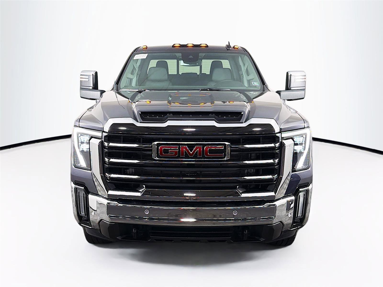 New 2026 GMC Sierra 2500 SLT w/ SLT Premium Package image 2
