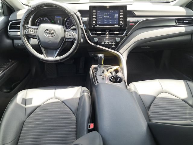 Used 2021 Toyota Camry SE w/ Convenience Package image 15