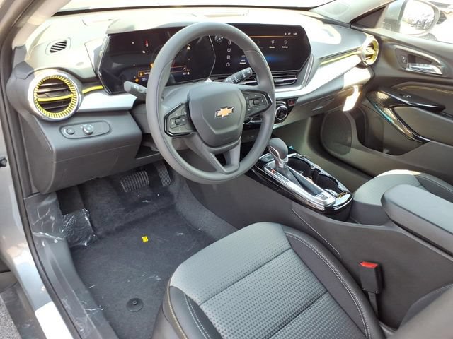New 2026 Chevrolet Trax LT FWD image 5