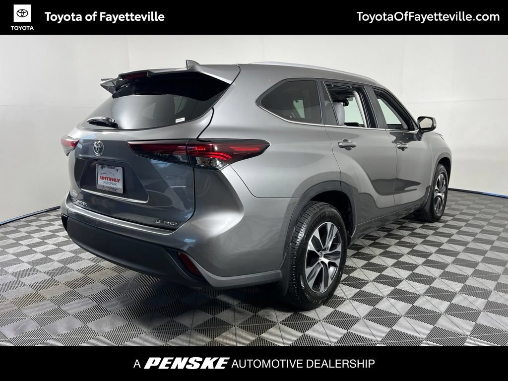 Certified 2026 Toyota Highlander XLE AWD/4WD image 18