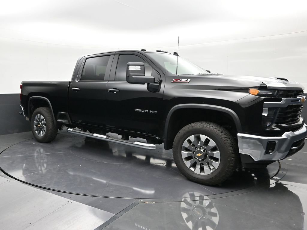 Used 2026 Chevrolet Silverado 2500 LT AWD/4WD image 7