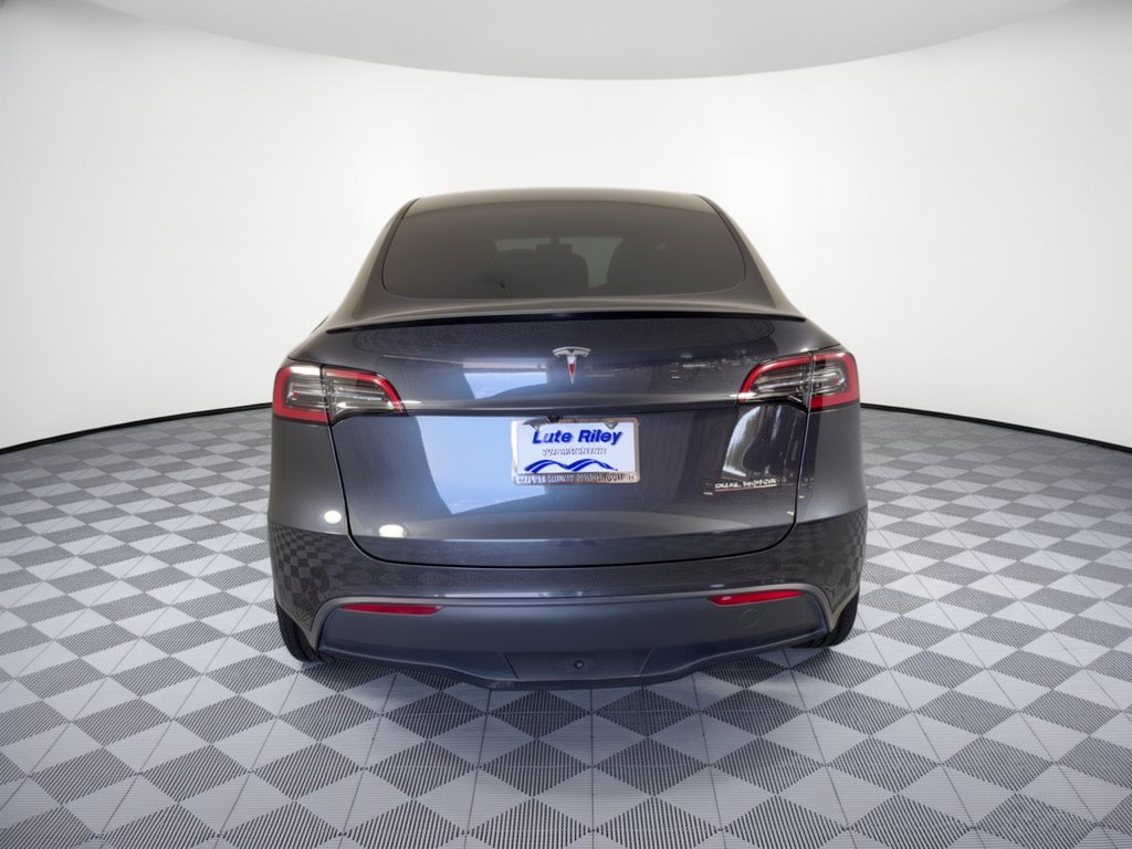 Used 2025 Tesla Model Y Performance AWD/4WD image 11